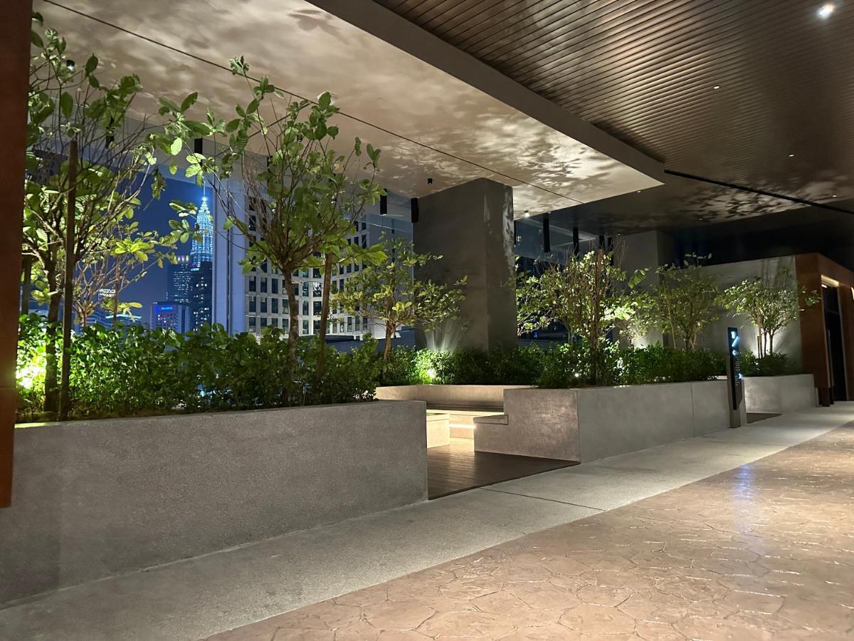 Crystal Suites At Axon Residence Near Pavilion Kuala Lumpur Exterior photo