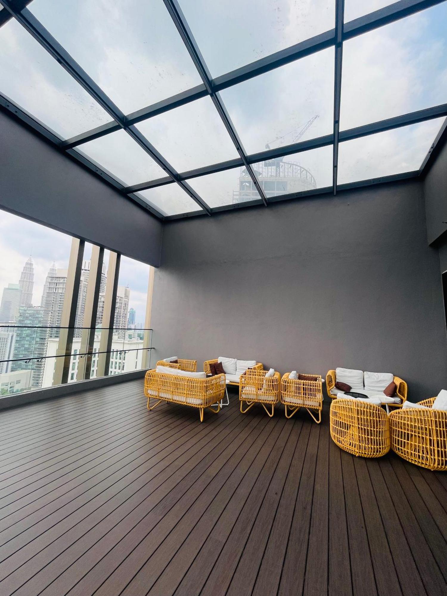 Crystal Suites At Axon Residence Near Pavilion Kuala Lumpur Exterior photo